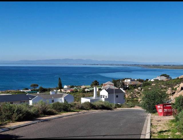 LAND FOR SALE IN ST HELENA VIEWS
